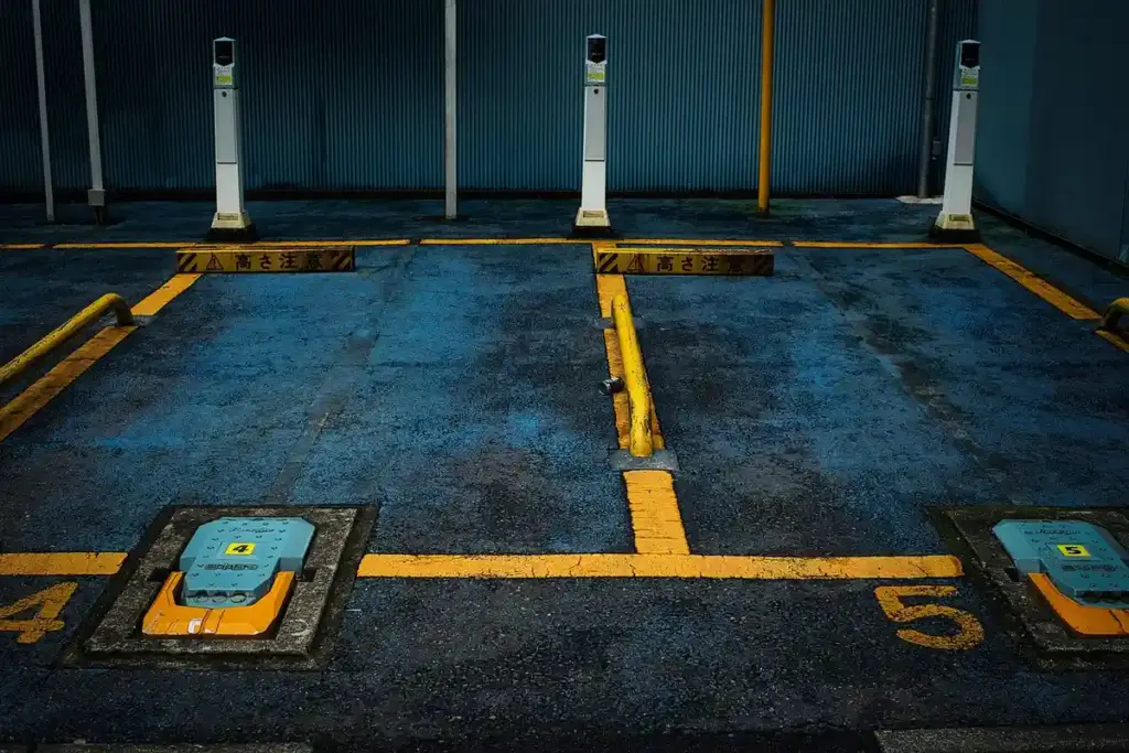 How Long Do Garage Door Opener Batteries Really Last and How Can You Fix Electrical Problems?